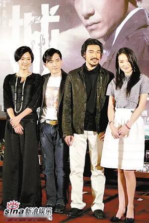 二十多年前的合作，他们之间的人生之路各不相同，徐静蕾跑去美国享受生活了，但她钱再