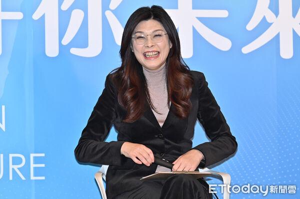 郑丽文呛民进党：造谣团队只剩卖“芒果干”蓝白今日举行共同愿景记者会，民进党发言