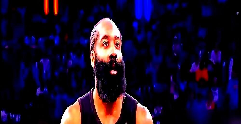 宁可赔800万也要裁掉你，NBA顶级教练波波维奇，用5年时间给全联盟上了一课。