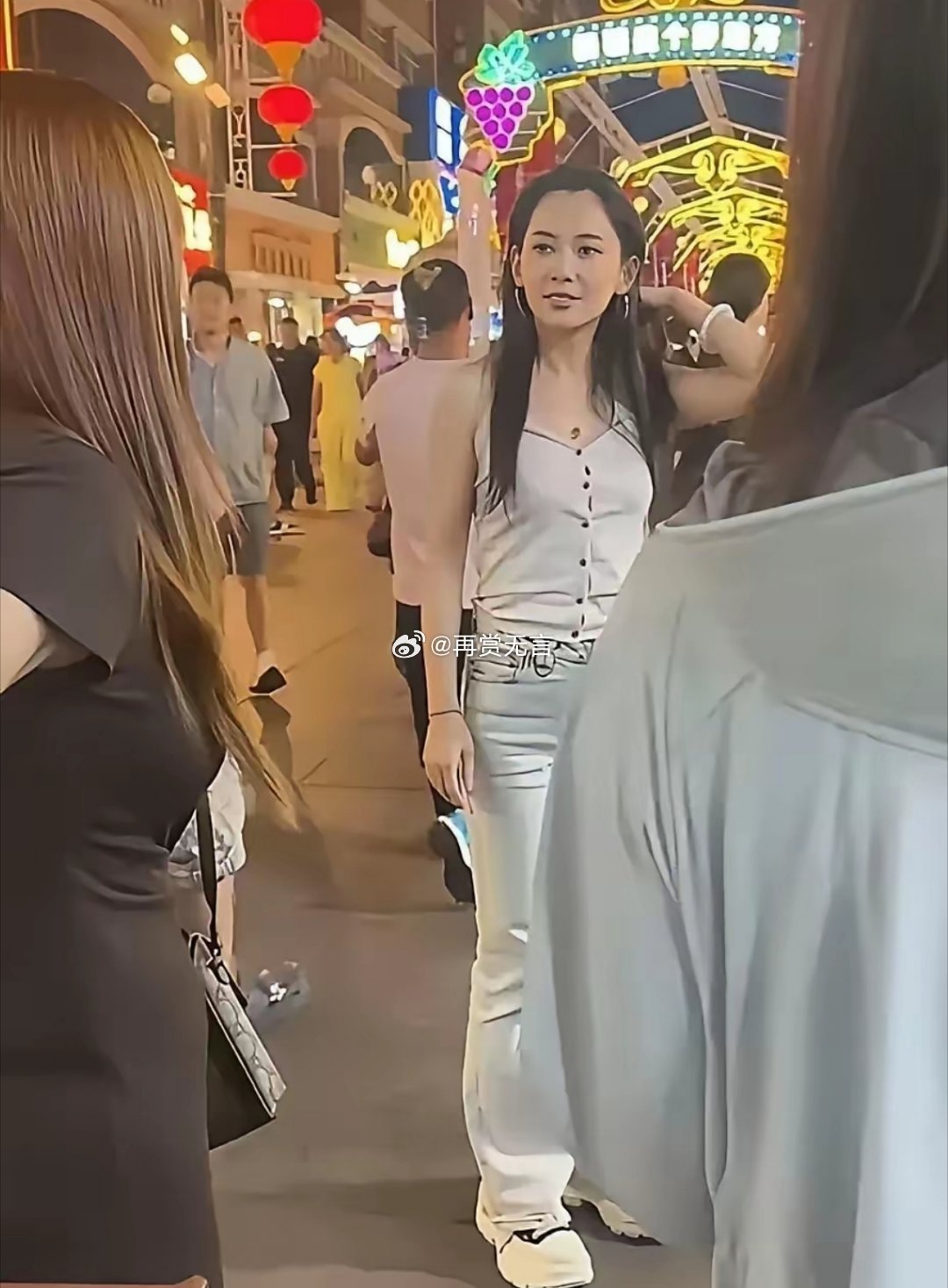真不怪汪峰，这么绝美颜值身材的女人，男人看了都要心动。