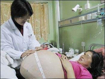 爸爸姓王, 妈妈姓巩, 给龙凤胎取的名, 网友调侃: 皇亲国戚啊!