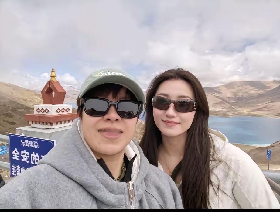 世界冠军王艺迪更新：我和漂亮的旅游搭子西藏之旅完美！国乒女队伦敦世乒赛载誉归来