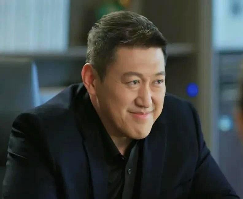 《蛮好的人生》大土豪李奋斗才49岁，他本来可以再娶个如花似玉的老婆，然后生几个孩