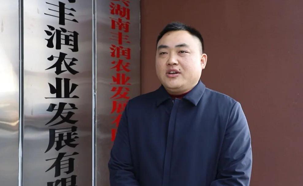 刚刚刷到湖南常德市的西湖，很好奇，只听说过杭州西湖，怎么常德也有一个西湖呢？上网