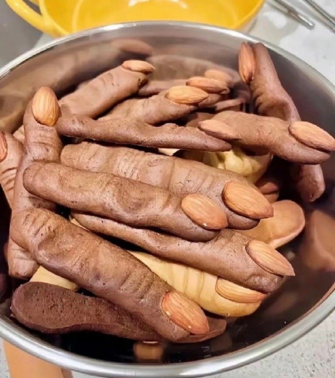 妈妈做的手指饼干！！！