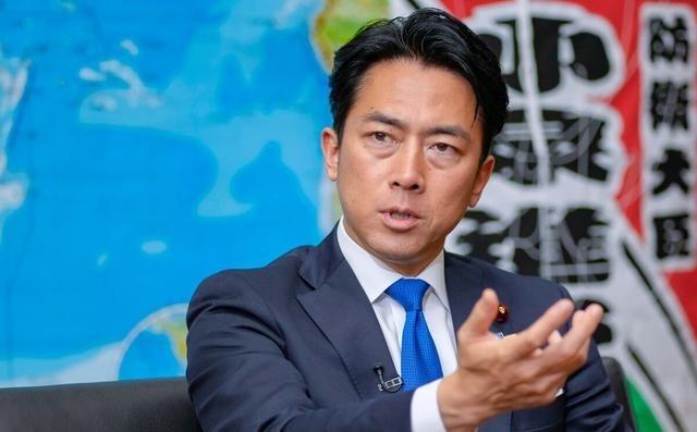 新加坡南洋理工大学学者李明江认为，中国军舰7月19日在日本主张的冲之鸟礁所谓“专