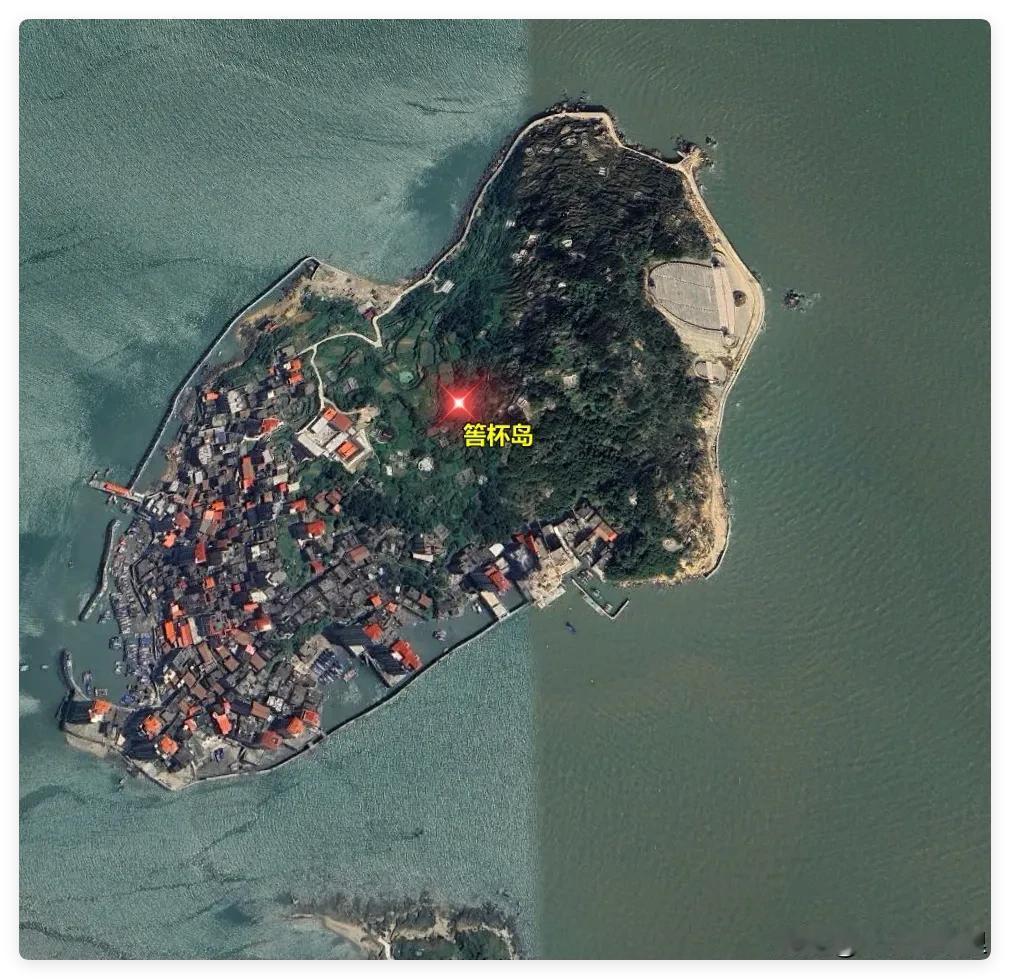 漂浮在海上的村庄你见过吗？这里不通公路，出入全靠船你有没有想过，在中国东南沿海