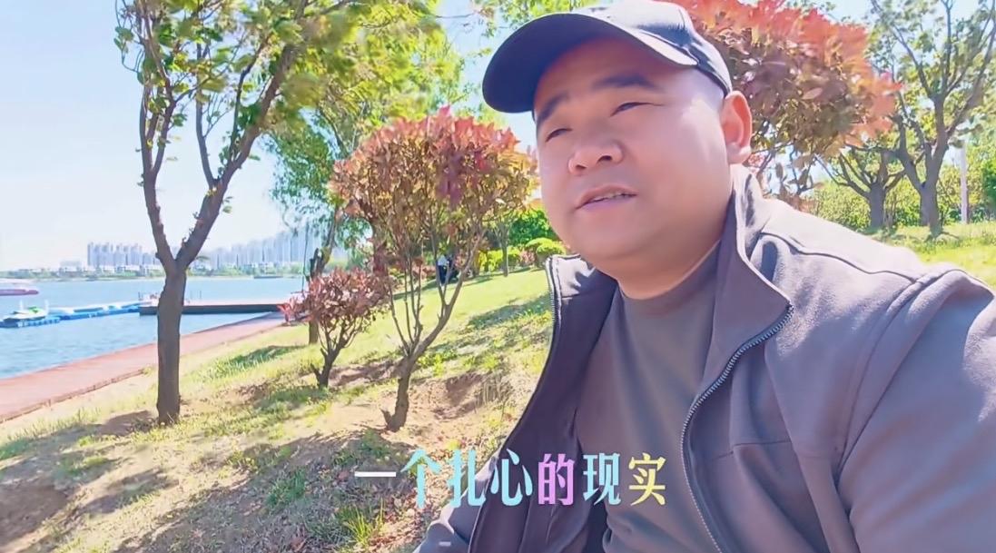 退休后,你会出去旅游吗?退休后想出去旅游都很不方便，咱不说身体状况就说正常情况下
