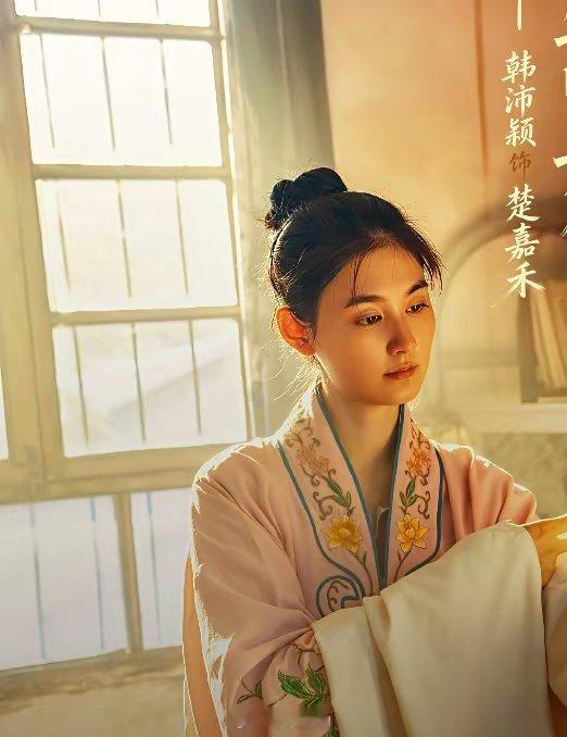 《主角》首播，来看看剧中的五位女主演1、刘浩存，26岁。零零后年轻女演员，毕业于