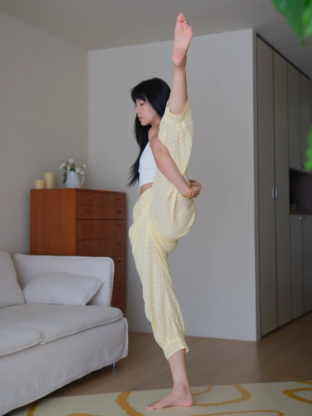 居家瑜伽｜身体和心灵总有一个在作主