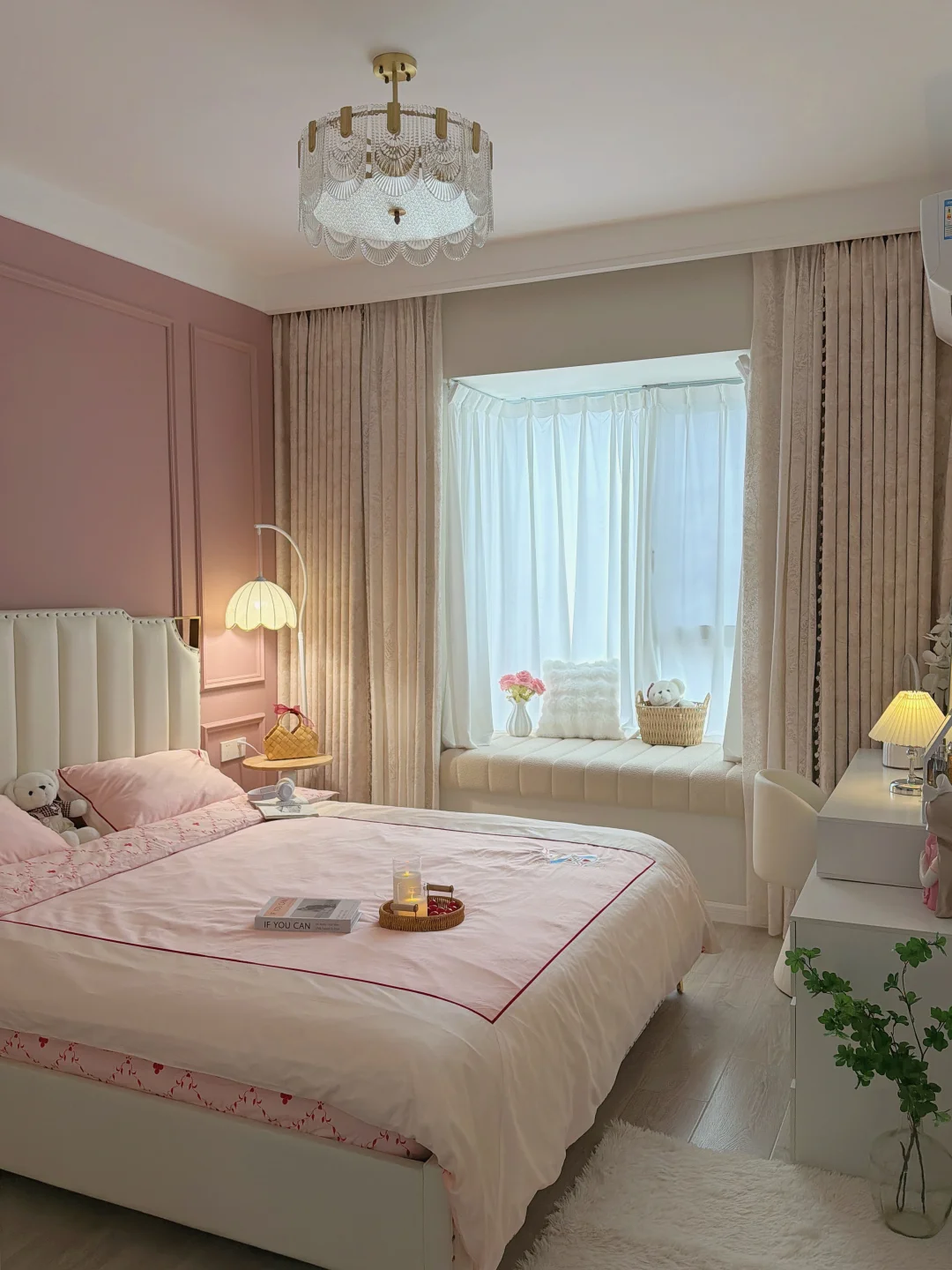 冬日的12平法式少女心卧室，真的好好宅!