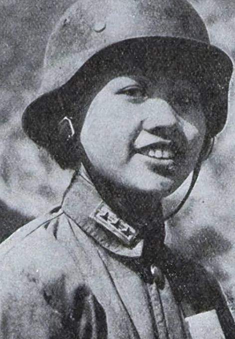 1942年，廖耀湘听说，远征军有一个女兵活着走出野人山，他大感惊奇，连忙接见她，