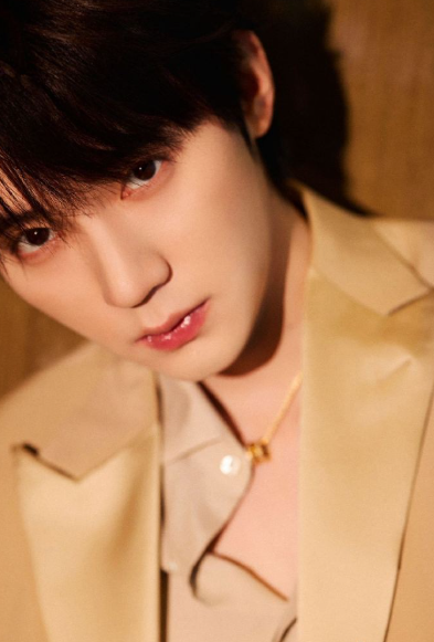 干净感拉满，简约造型帅得很安心！​​​