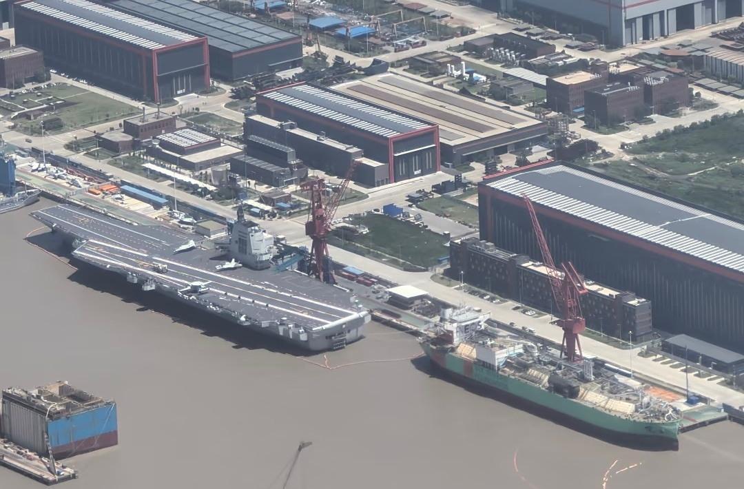 中国会用牛刀来杀亚洲冒出来的一只鸡来给美国这只猴来看吗？自从九三大阅兵之后，日本