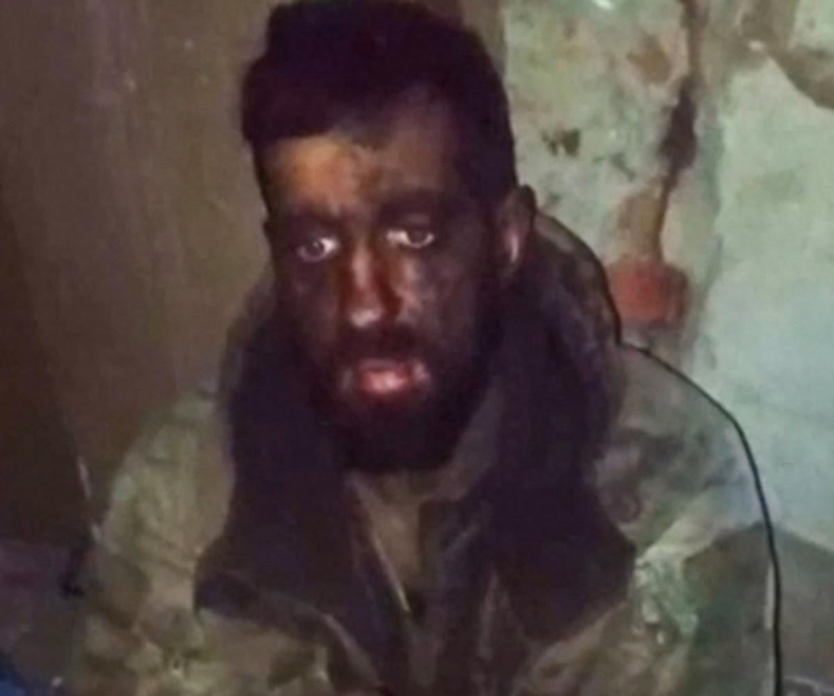 乌克兰特种兵被俄军包围，躲藏两周后投降：为腐败政府作战不值得夜色像是一层沉重