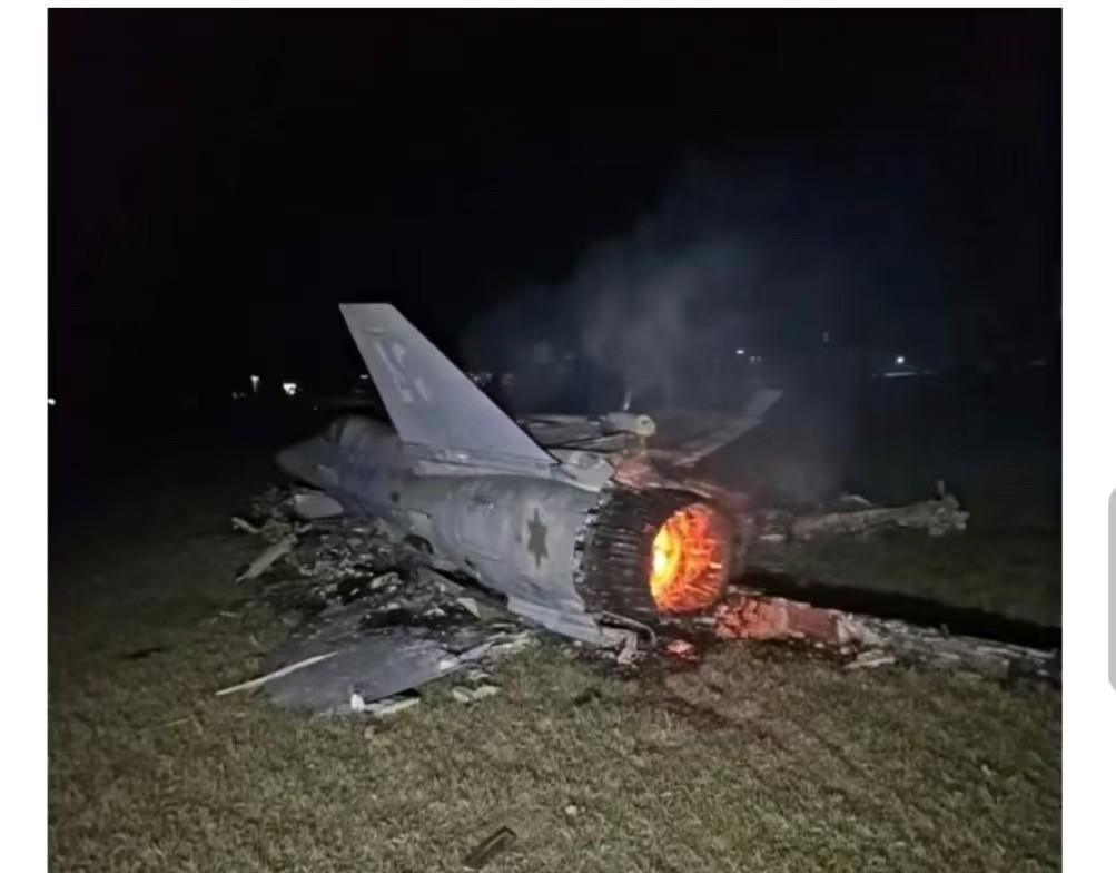 世界上第一次击落F-35隐身战机！伊朗公开了击落F-35隐身战机残骸！但是从残