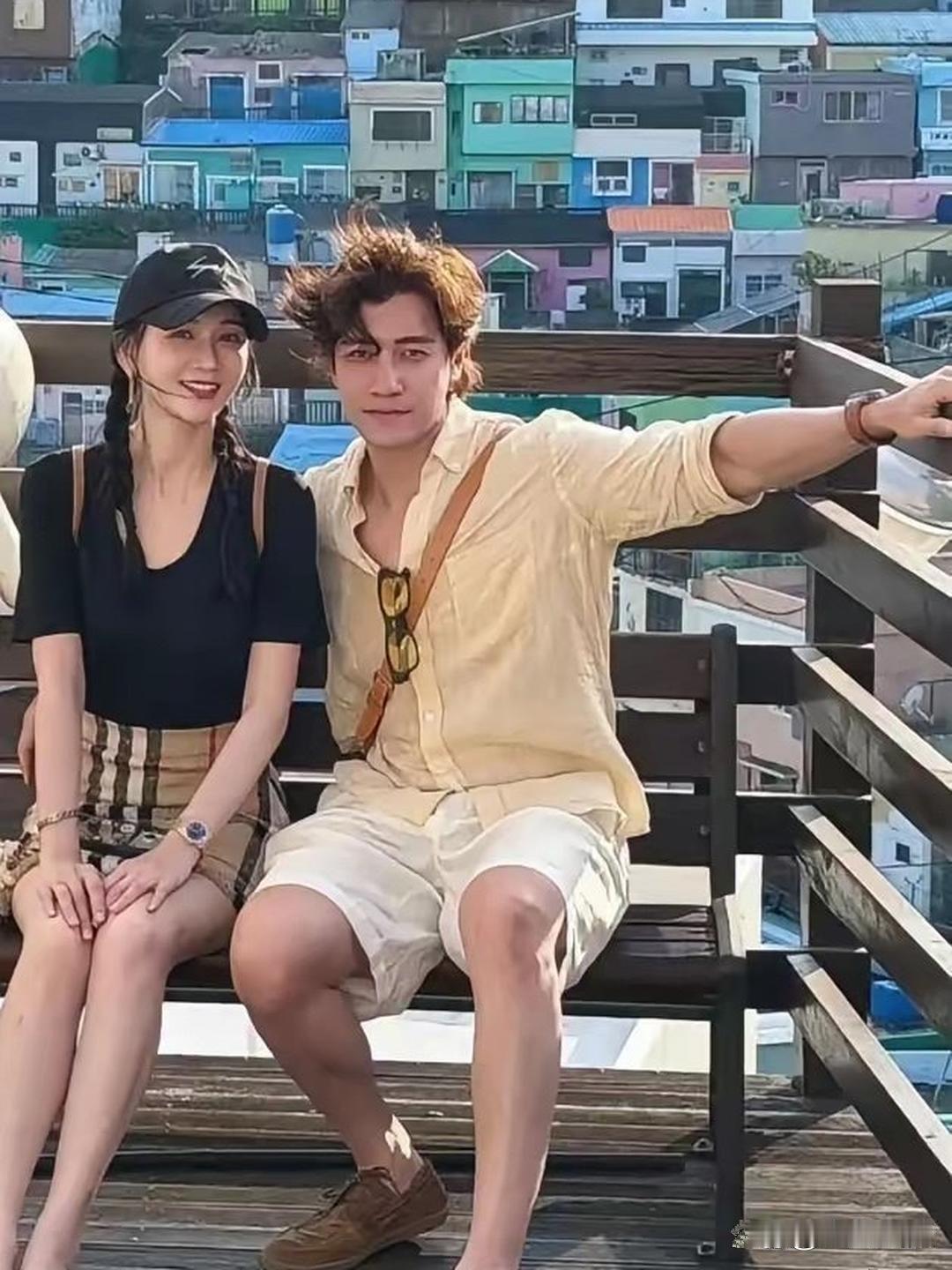 这竟然是陈乔恩？她亲妈看了估计都不敢认，不仅容貌变了样，连气质也变得温柔恬静​