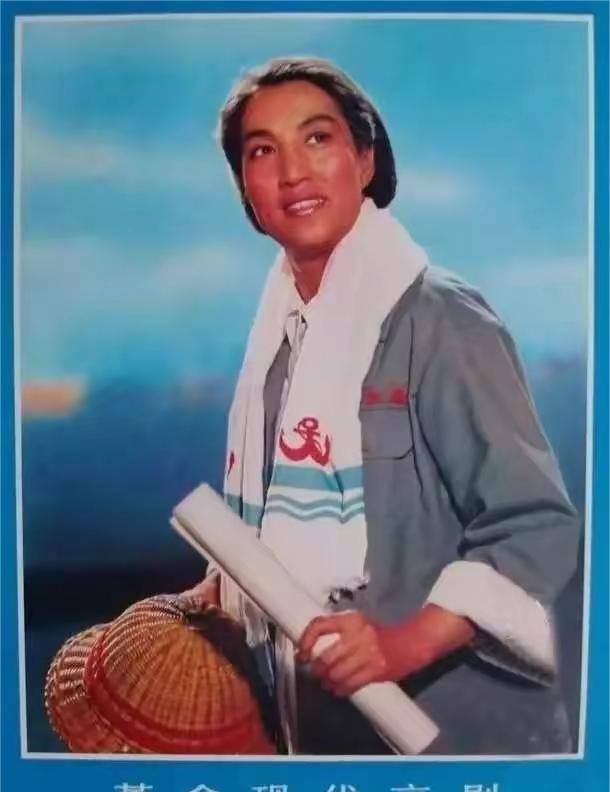 马少波就在《中国京剧史》中高度评价样板戏的贡献：“样板戏的主题音乐和人物的特性音