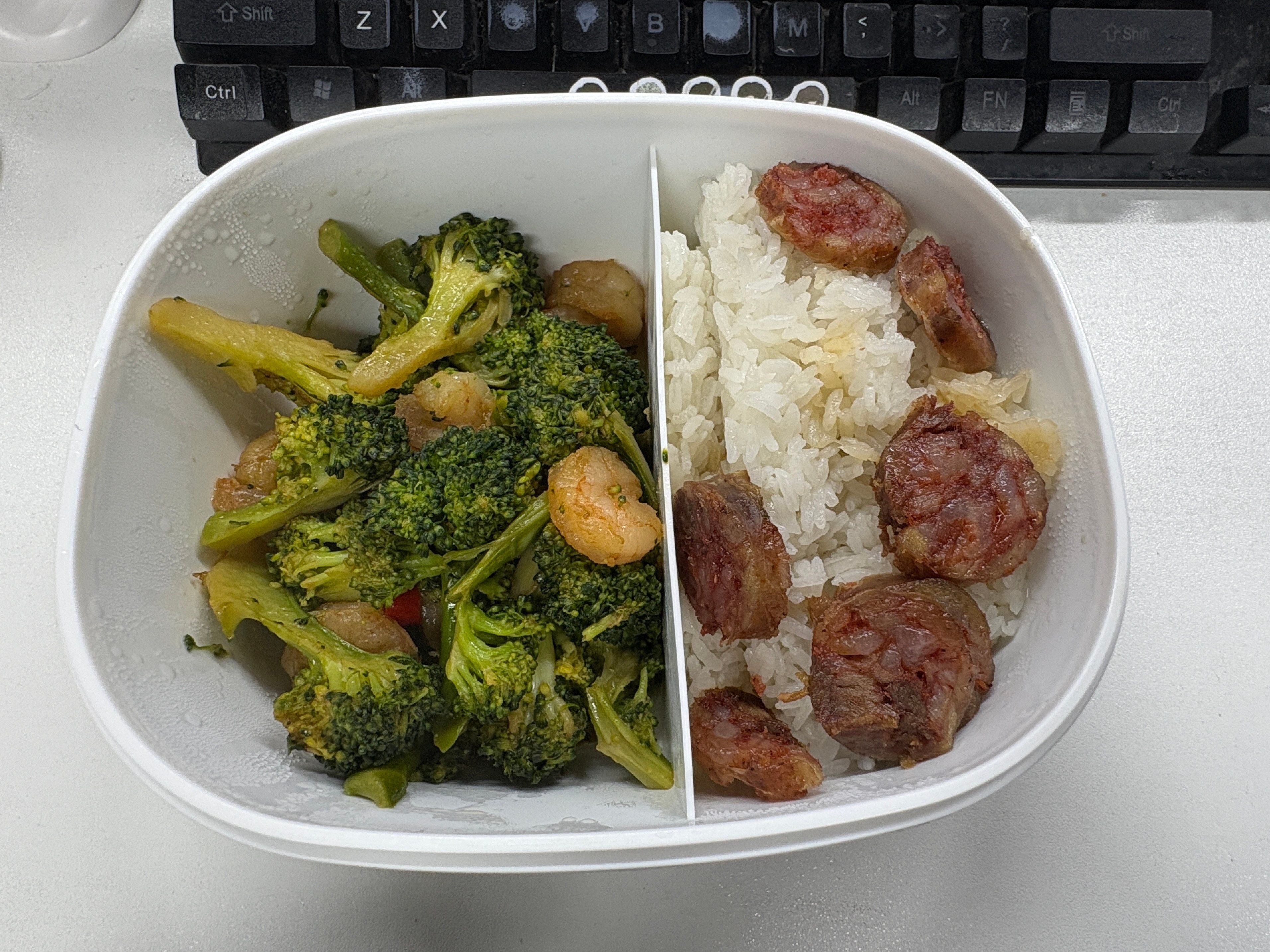 今天带饭了午饭吃什么