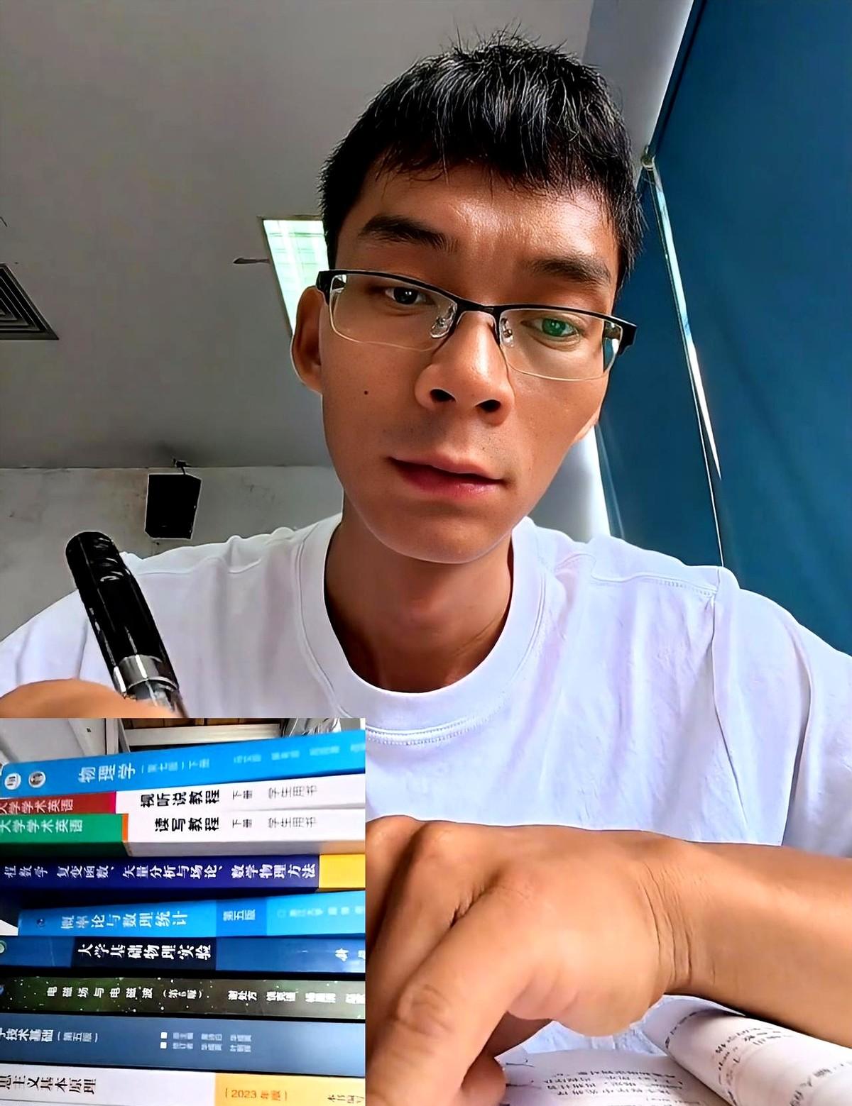 30岁唐尚珺被模电逼哭！交大大二课表辣到胃穿孔？“放大电路直接把我放大成