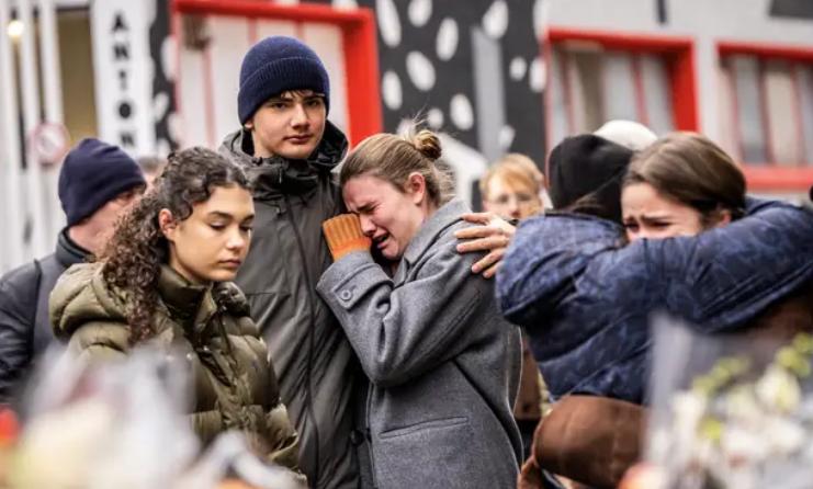 瑞士酒吧遇难者身份全部得以确认警方称，调查瑞士度假胜地克兰斯-蒙大拿一家酒吧