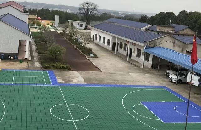 国家叫停也没拦住，全国普通小学净减少2.97万所，背后不只是孩子少了！我越来越
