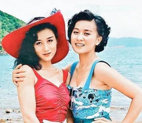 1990年一次凌晨，曾志伟打电话给刘嘉玲，问三缺一啊你来不来？一听打麻将，刘嘉玲