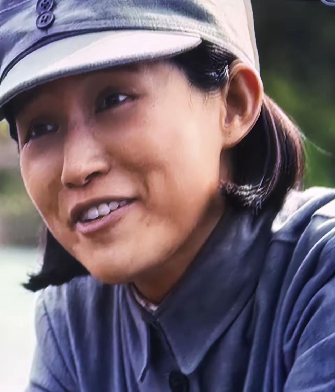 追剧《八千里路云和月》每每看到新四军的镜头，都倍感亲切和温暖，尤其是谢吾峰和他的