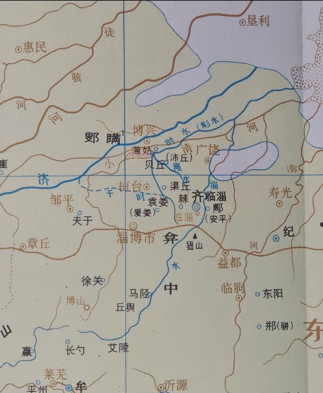 为什么说春秋齐国首都临淄的地理区位与战略形势是喜忧参半呢？临淄为春秋齐国国