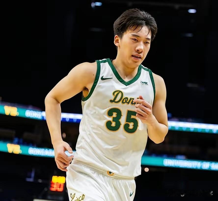 王俊杰的天赋是否足以进入NBA基本上没有可能了，看到今年亚洲杯的比赛表现令人眼前