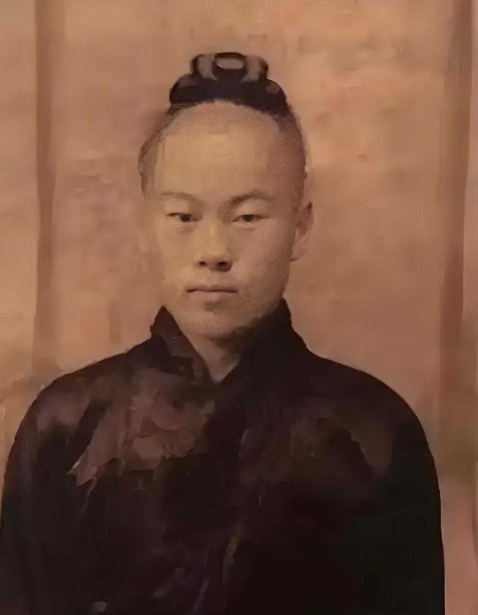 1938年3月日军侵占威海后，没多久就闯进了城北的天后宫。庙里的住持毕云被日军绑