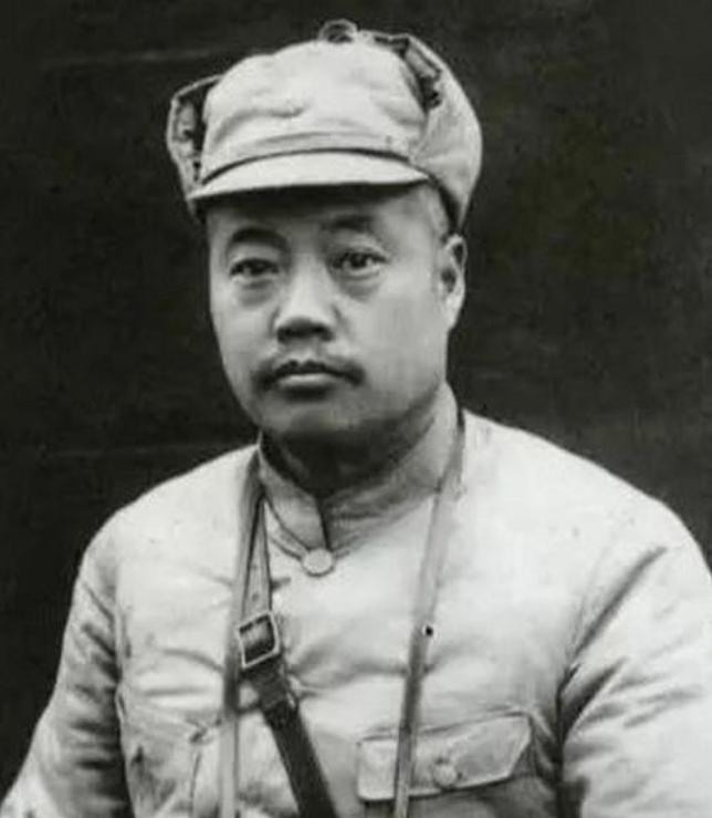 1937年，北平沦陷后，29军军长宋哲元的姨太太落在了鬼子手里。她挺着个大肚子，