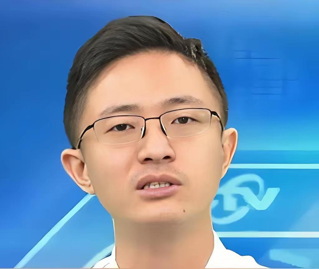 很认同台湾省的侯汉廷说的一句话：他说，当中国还很穷很破烂的时候，有人不愿意当中