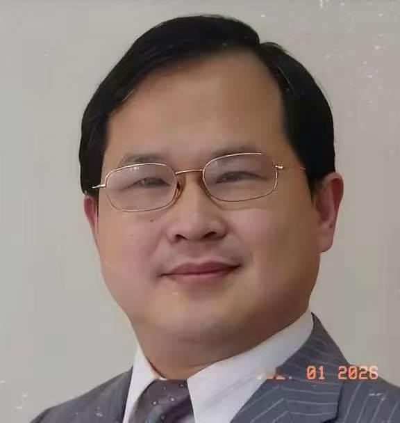 “中美关系恶化的责任不在美国，中国应该看看自己的问题！”这句话出自中国教授胡伟之