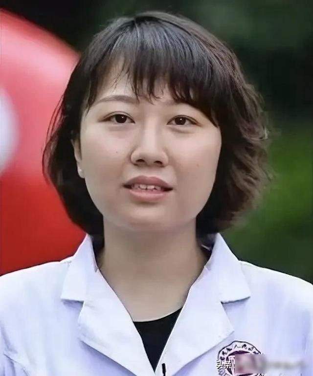 曾医生心力憔悴！本以为可以揪出后面的人。如今骂声都在她身上。却少有人关注