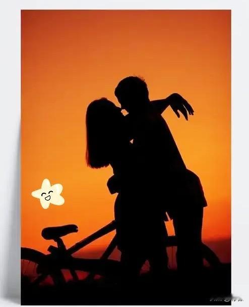 前夫：你咋才来，把人急死了！前妻：咋啦，火急火燎的，咱们都离4年了，你想咋，把