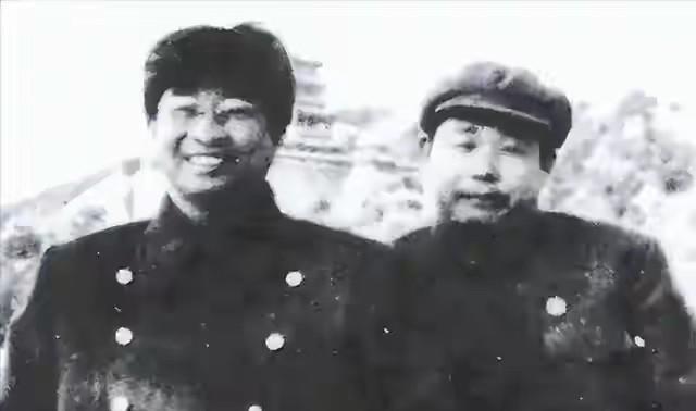 刘伯承大声斥责陈赓：怎么才过来，陈赓回怼：你个老头子还会挑歪理了。1947年冬