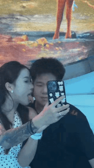 老婆爱不爱，一眼就知道了。