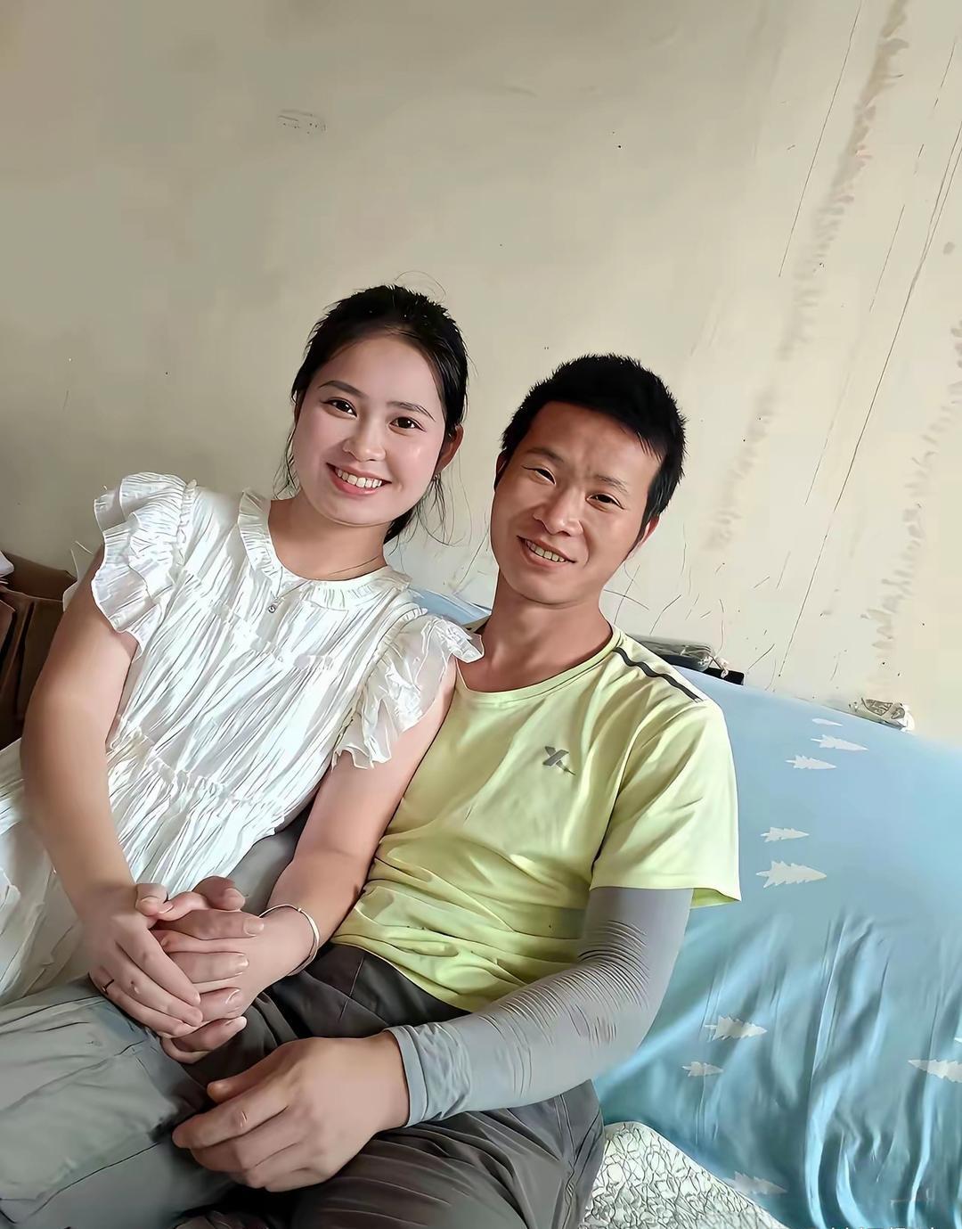 老天呐，小姐姐是怎么亲得下嘴的啊