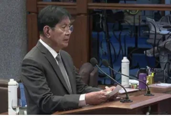 菲律宾参议院议长维森特·索托周一表示，蓝丝带委员会主席潘菲洛·“平”·拉克森对一