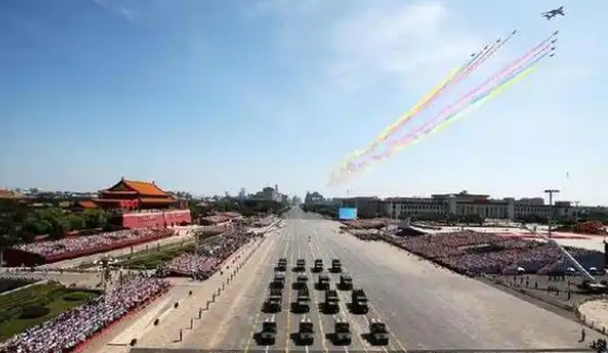 今年的93阅兵，据说是“人类有史以来最盛大的阅兵”，现在距离93，已经不到一个月