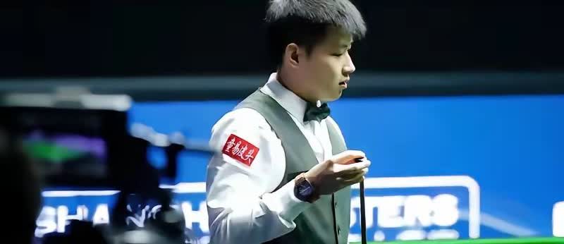 对于世锦赛冠军来说，新赛季之初状态低迷是正常现象，赵心童与囧哥的情况不一样，囧哥