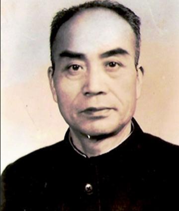 1949年，国军103师师长起义后，解放军让他阻击国民党部队，他却拒绝了：“我们