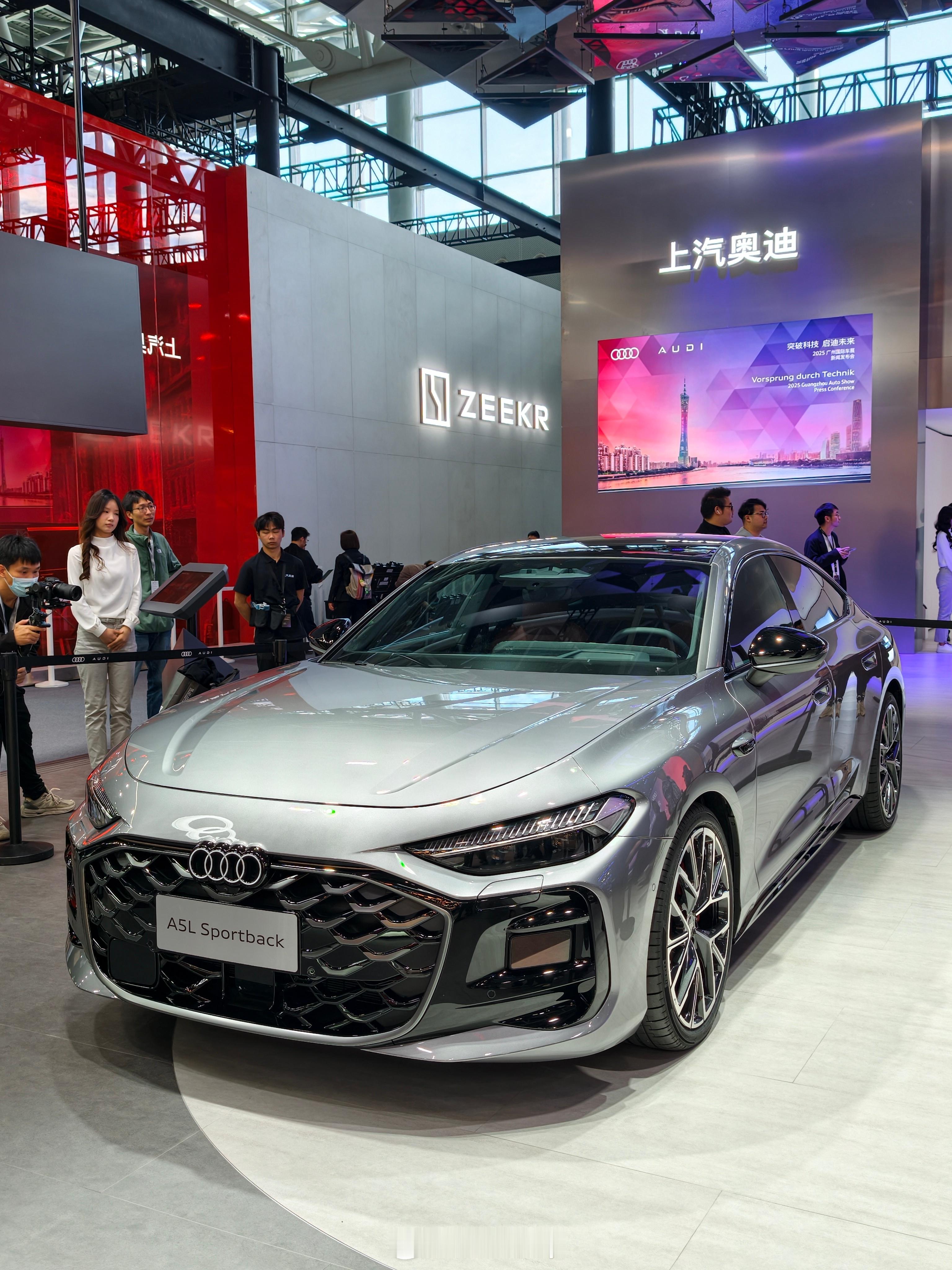 买燃油车最担心啥？当然是智能化，2025广州车展，豪华品牌智能化新进阶！一汽奥迪