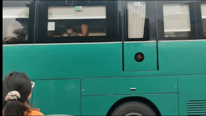 4.23日，莎莎等国乒大部队已经在成都出发，准备回北京。龙队上午的时候已经回