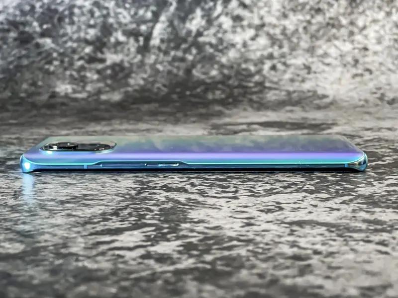红米K100ProMax卖4599，小米18标准版才贵几百，差价这么小？打
