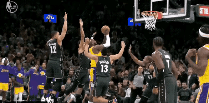 我为老詹鸣不平。[抠鼻]