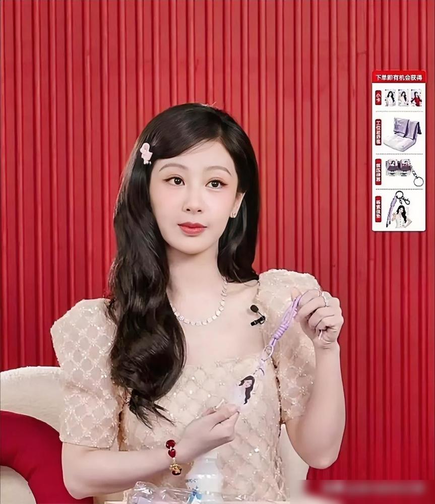 一双眉毛，差点毁了杨紫百万级的直播。粉丝把化妆师郭金金骂上热搜，就差指着鼻子让她