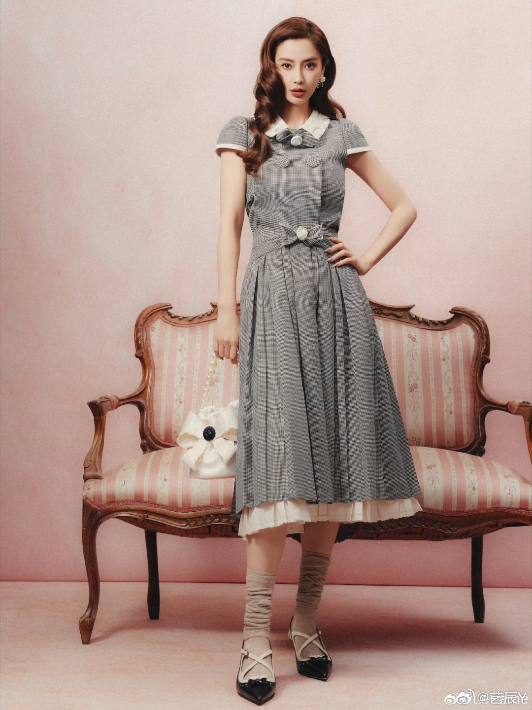 Angelababy东方风骨🌸离Angelababy的脸只有两厘米你是揉碎