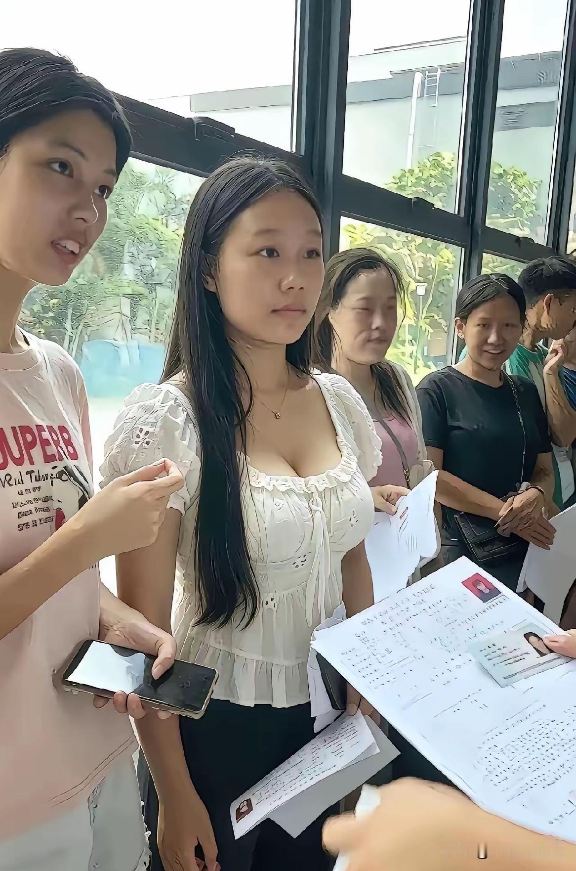 这次面试，会录取谁呢？
